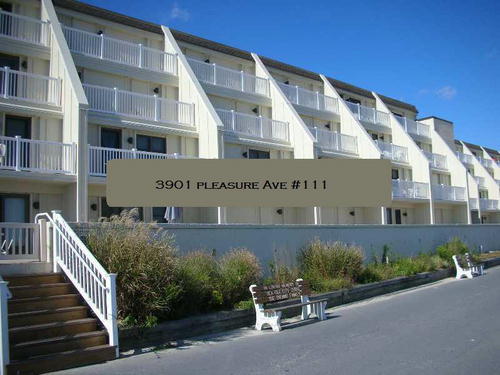 3901 Pleasure Ave #111