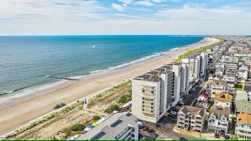3500 Boardwalk #221N